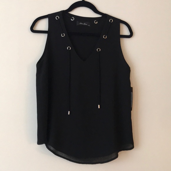 Lizard Thicket Tops - Black top